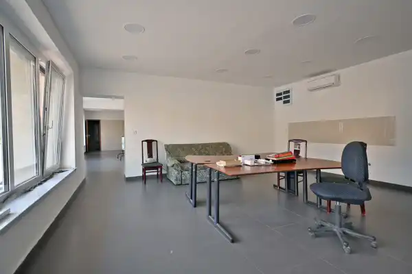 Eladó új építésű üzlethelyiség utcai bejáratos, Budapest, XIX. kerület 2 szoba 66 m² 65 M Ft